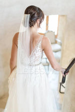 2023 Lace A-Line/Princess V-neck Beading Sleeveless Sweep/Brush Train Wedding Dresses