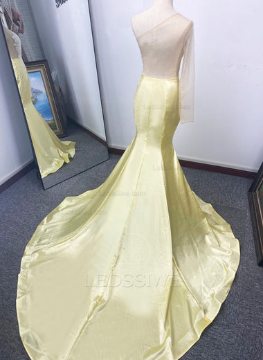 Daffodil One Shoulder Mermaid Long Sleeves Sweep/Brush Train Satin Prom Dresses LSW765003