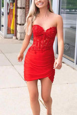 2023 Short/Mini Strapless Satin Sheath/Column Red Sleeveless Lace Homecoming Dresses LSHCD27946